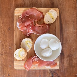 Prosciutto di Parma e mozzarella di bufala